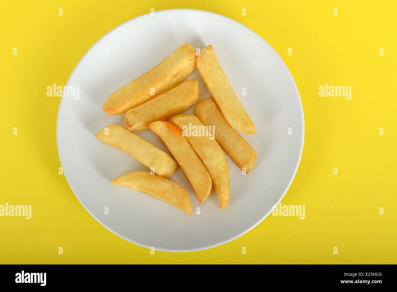 Teil des Chips, die Bereitstellung von 100 Kalorien Stockfoto