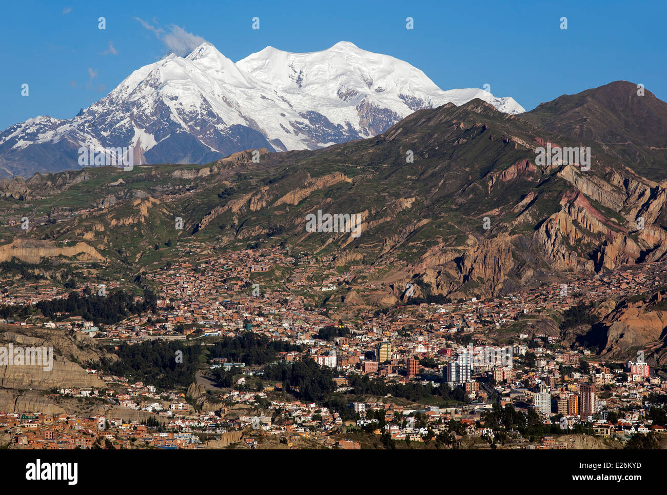 La Paz und Illimani Berg. Bolivien Stockfoto