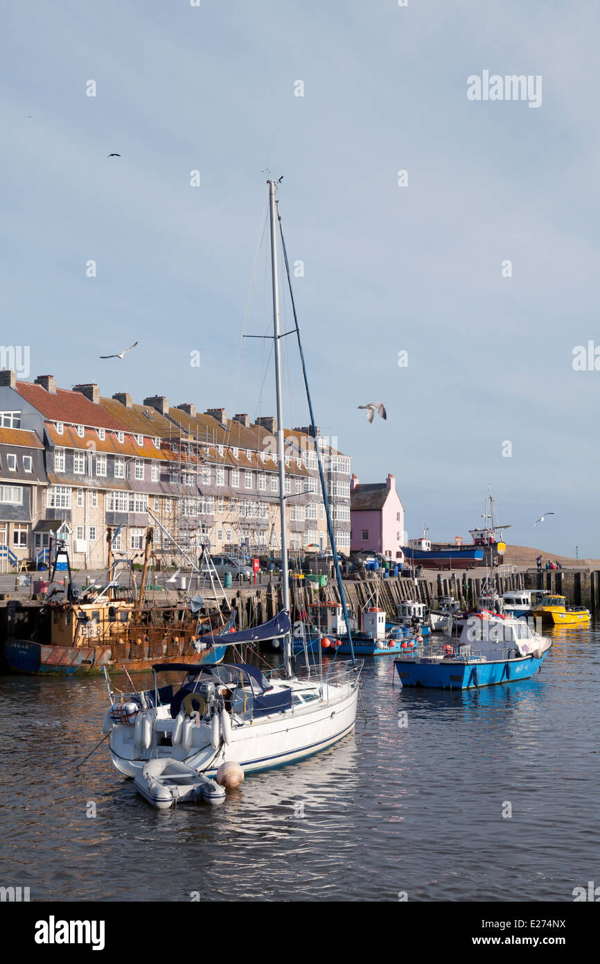 West Bay Dorset, Boote im Hafen von Bridport, englische Südküste, West Bay, Dorset, England UK Stockfoto