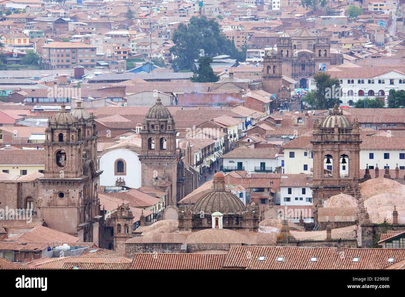 Ein ziemlich Straßenszene in Cusco, Peru, dem alten Sitz des Inka-Reiches hoch in den Anden. Stockfoto