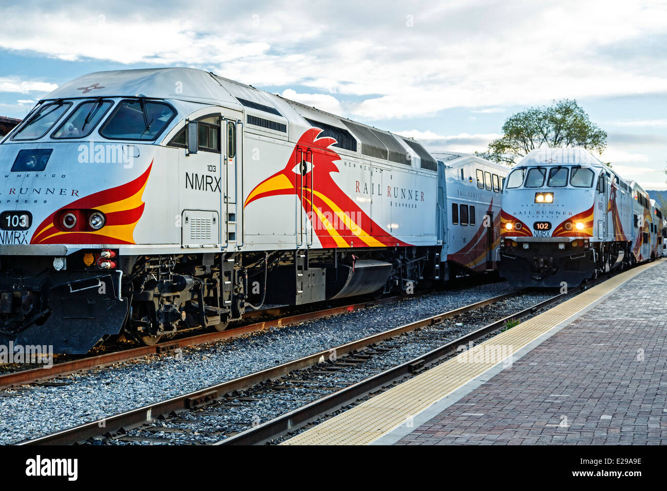 Railrunner Express Pendler Züge, Railyard Santa Fe, Santa Fe, New Mexico USA Stockfoto