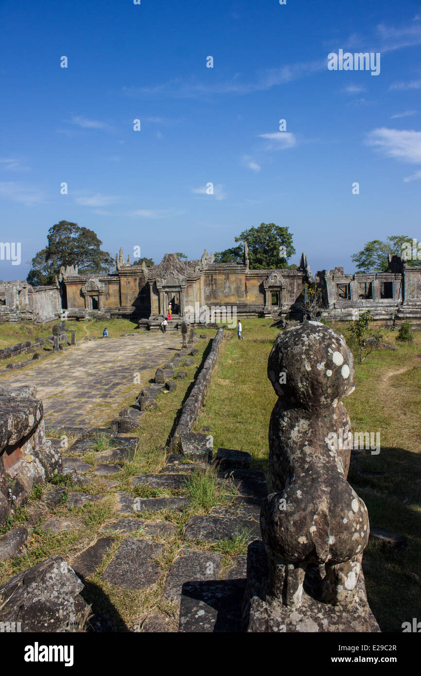 Preah Vihear Tempel ist eine alte Hindu-Tempel, der auf einer 525 Meter hohen Klippe im Dangrek-Gebirge, Kambodscha befindet. Stockfoto