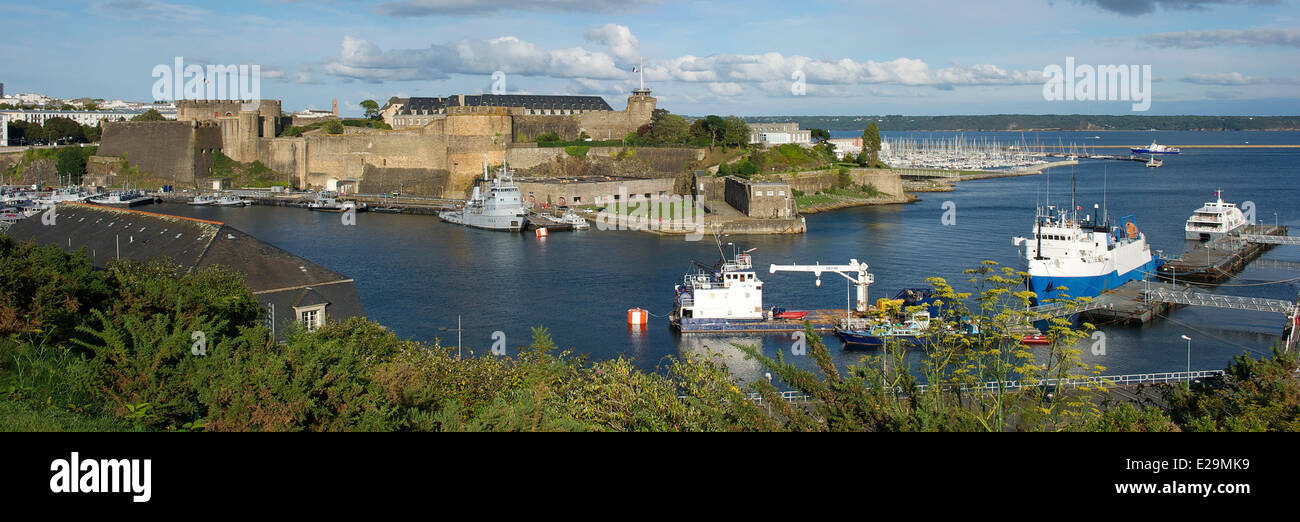 Frankreich, Finistere, Brest, das Schloss (Meeresmuseum), Mündung des Penfeld Stockfoto