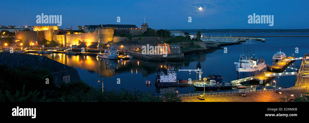 Frankreich, Finistere, Brest, das Schloss (Meeresmuseum), Mündung des Penfeld Stockfoto