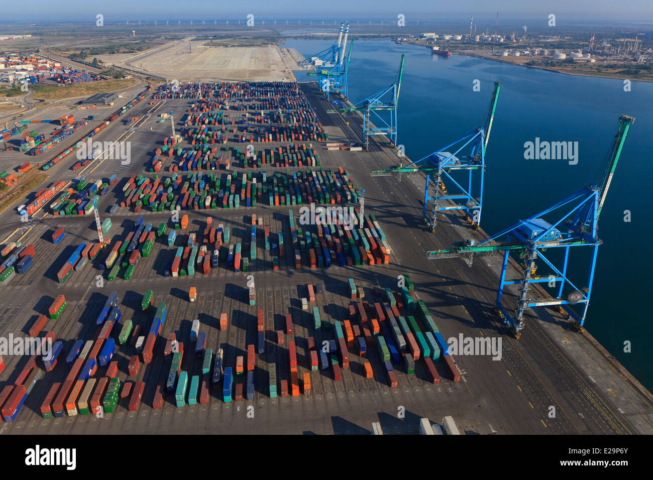 Frankreich, Bouches-du-Rhône, zwischen Fos Sur Mer und Port St. Louis du Rhone, Hafen von Marseille oder GPMM, ehemals Port des Stockfoto