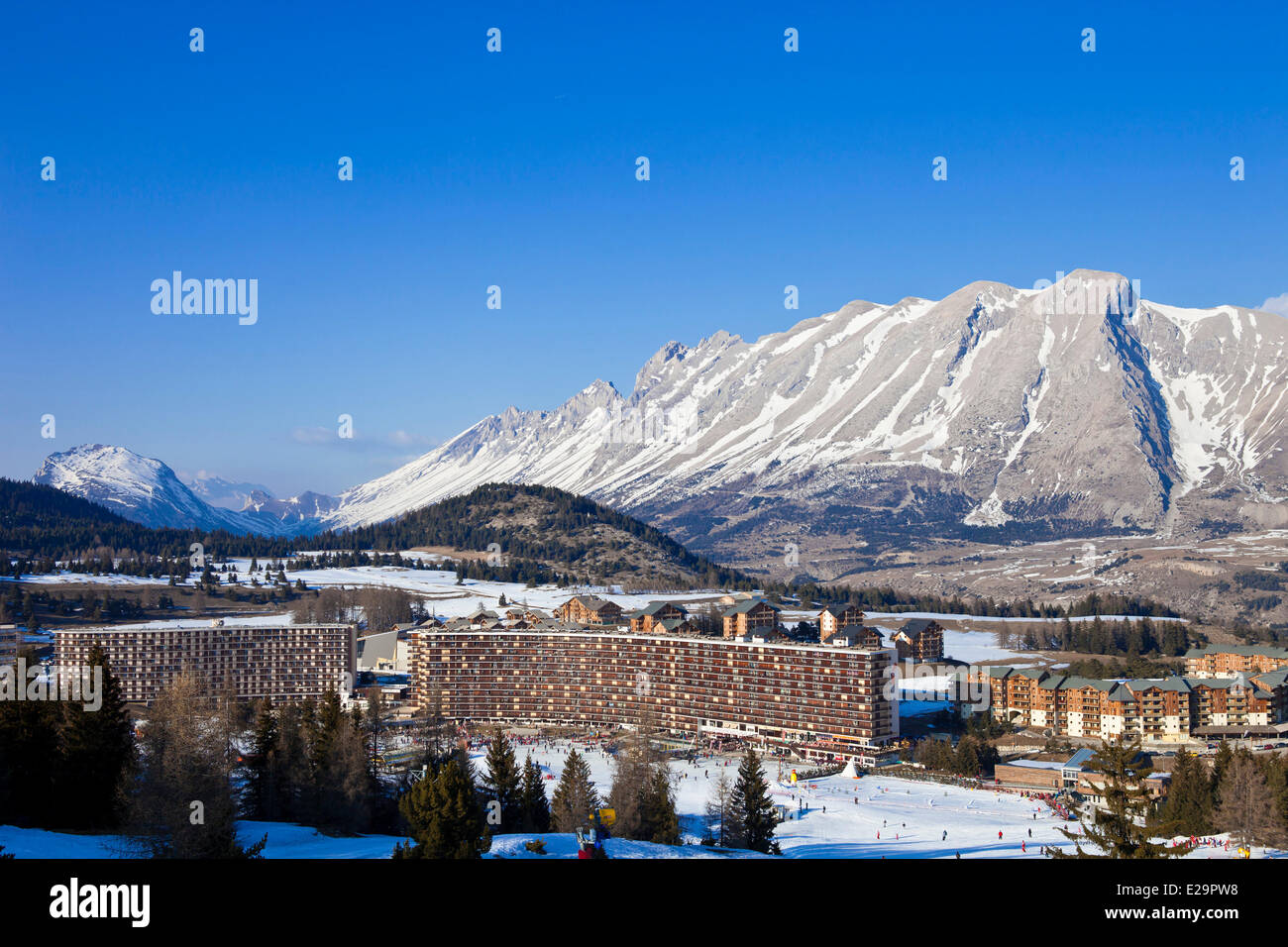 Frankreich, Hautes Alpes, Südalpen, Skigebiet Super Devoluy Stockfoto
