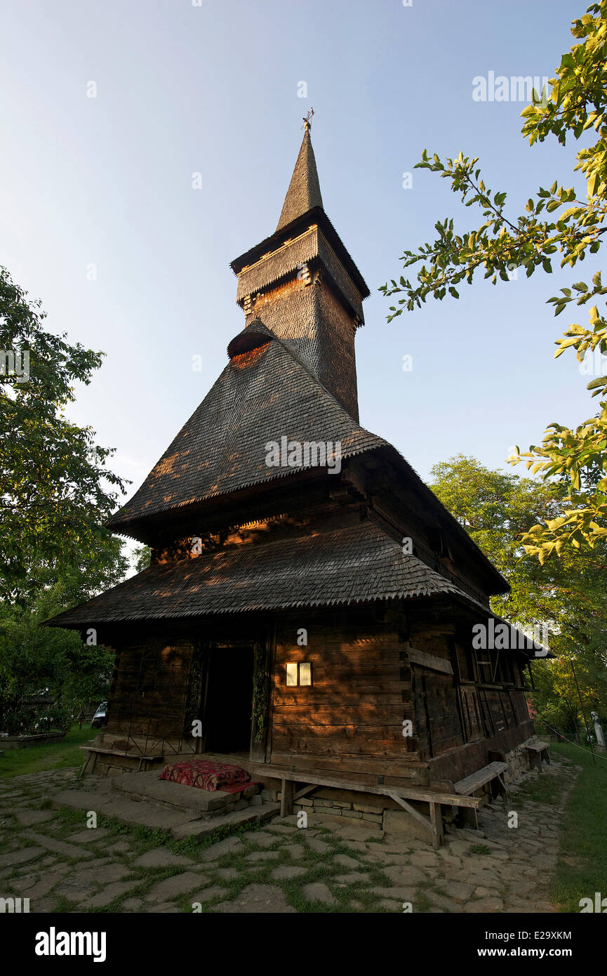 Rumänien, Karpaten, Maramures Region, Mara Tal, Kirche von Desesti (schwarze Lemn, Desesti) als Welt aufgeführt Stockfoto