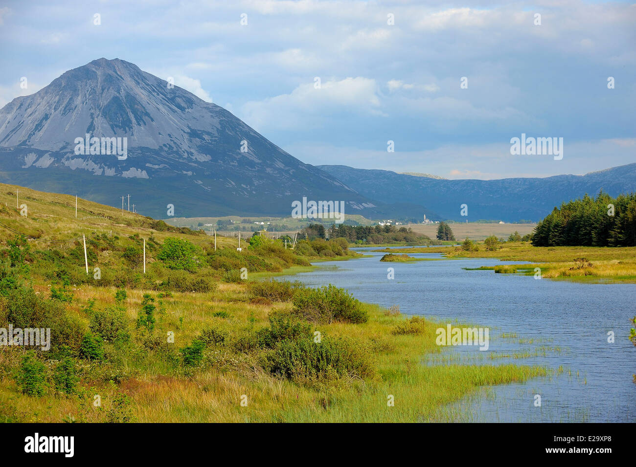 Irland, County Donegal, Dunlewy See und Mount Errigal (751 m) Stockfoto