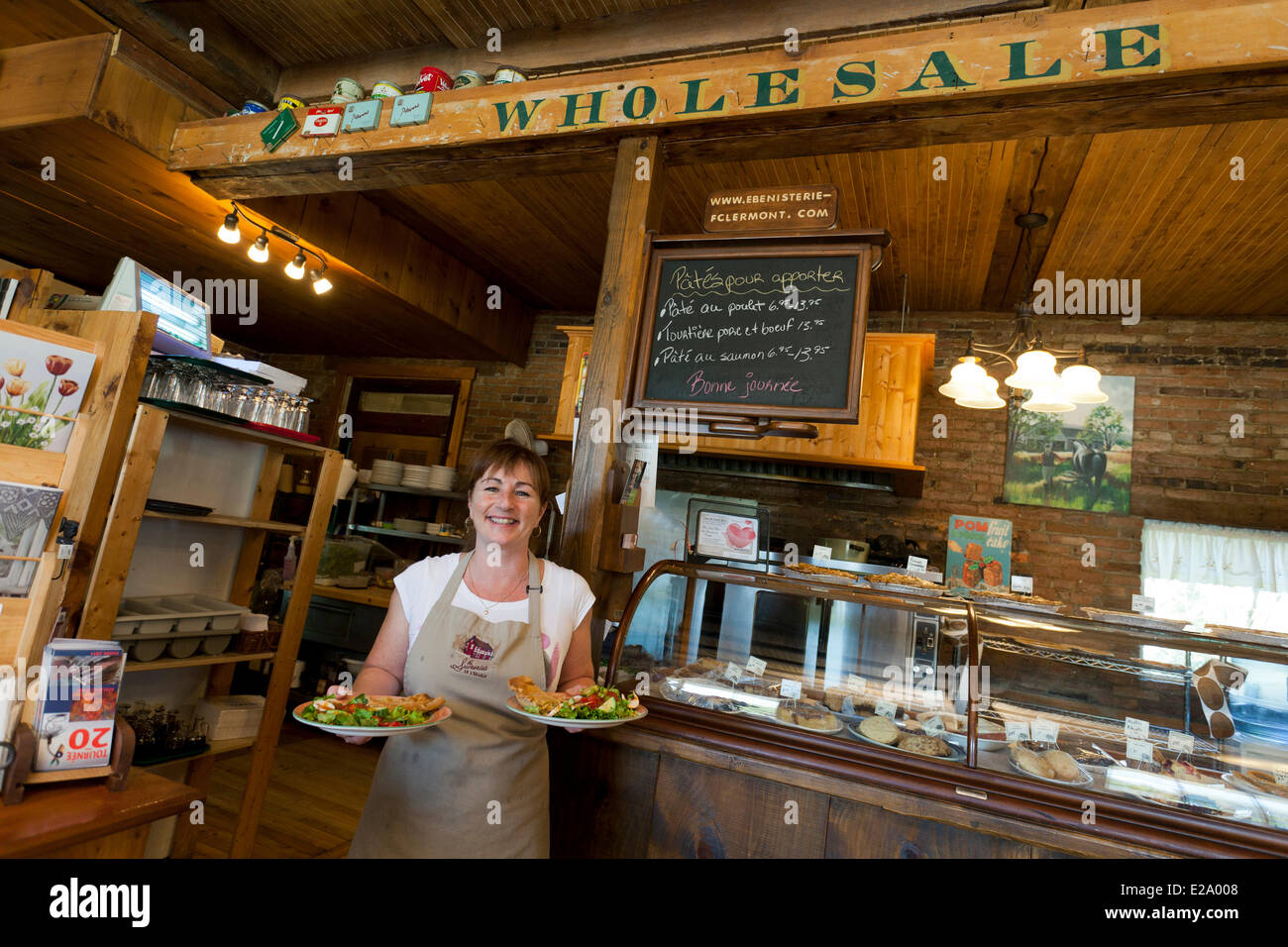 Kanada, Provinz Quebec, Eastern Townships oder Estrie, Frelighsburg, Les Sucreries de l'erable, Dorf-Café in der alten allgemein Stockfoto