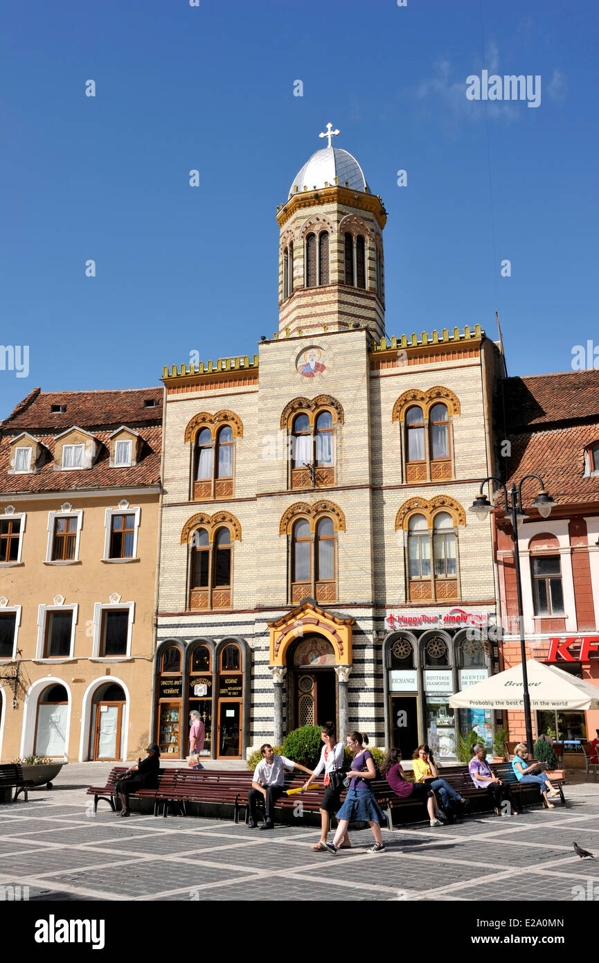 Rumänien, Siebenbürgen, Brasov, Piata Sfatului (Rates Platz), orthodoxe Kirche Stockfoto