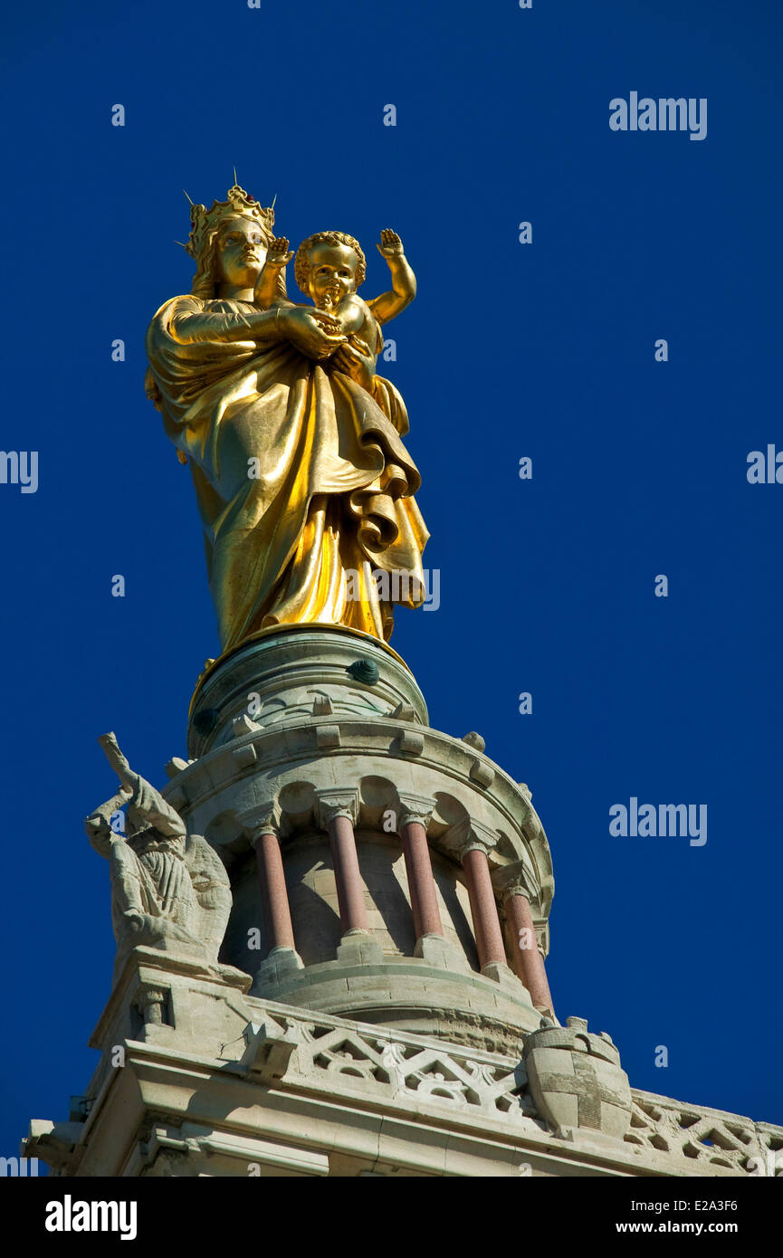 Kulturhauptstadt Europas 2013, Notre Dame De La Garde, die Statue der Jungfrau Maria, Marseille, Bouches-du-Rhône, Frankreich Stockfoto