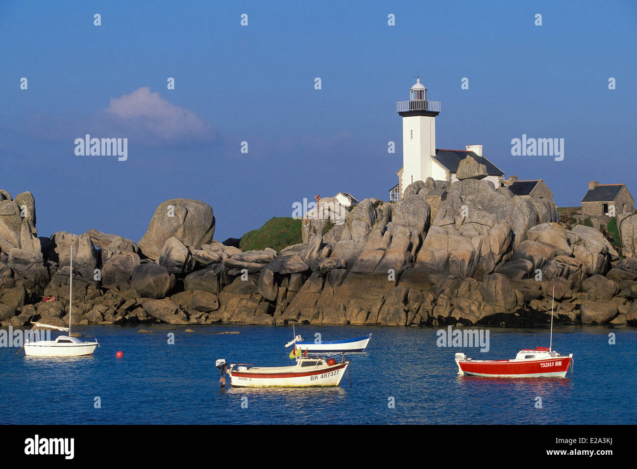 Frankreich, Finistere, Brignogan Plages, Pointe de Beg Pol Pontusval Leuchtturm Stockfoto