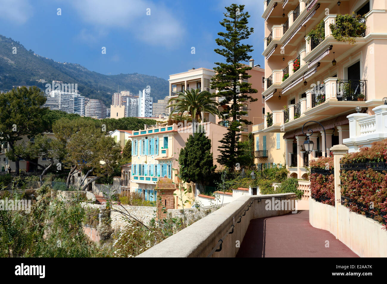 Fürstentum Monaco, Monaco, die Sainte Barbe Straße auf dem Felsen Stockfoto