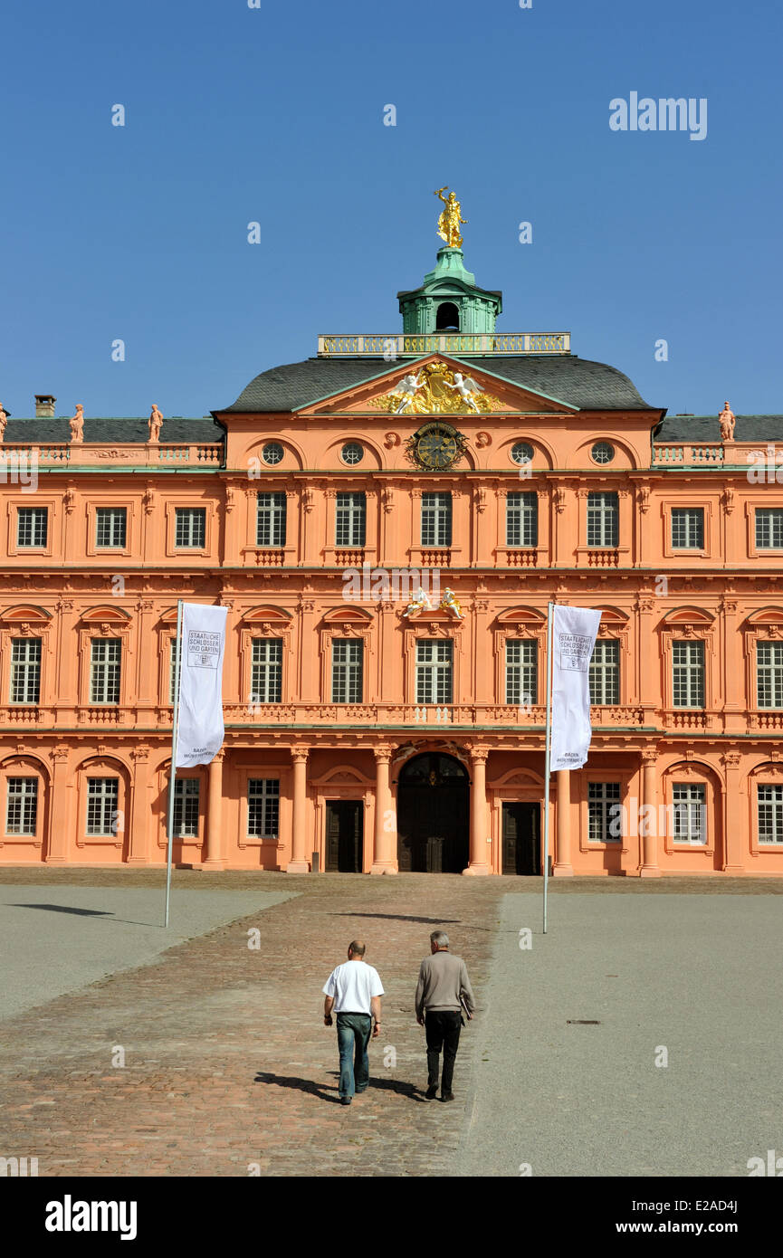 Deutschland, Baden-Württemberg, Schwarzwald, Rastatt, Rastatt-Schloss vom Innenhof aus gesehen Stockfoto