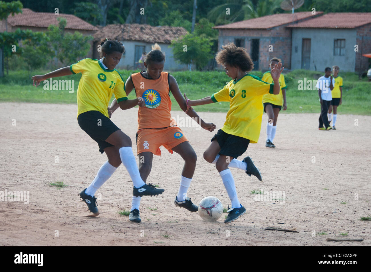 Frauen und Mädchen Fußball/Projektwerkstatt Kind Wohlfahrt Organisation Plan International für Befähigung und Ausbildung von Mädchen. Stockfoto