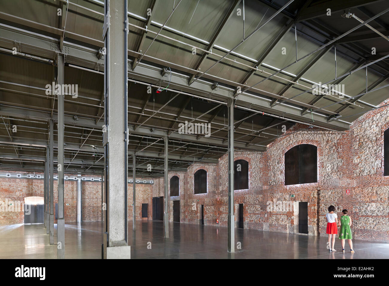 Spanien, Madrid, Arganzuela Madrid Rio Park, Zentrum für zeitgenössische Kunst Matadero befindet sich im alten Schlachthof von 1910 erbaut Stockfoto