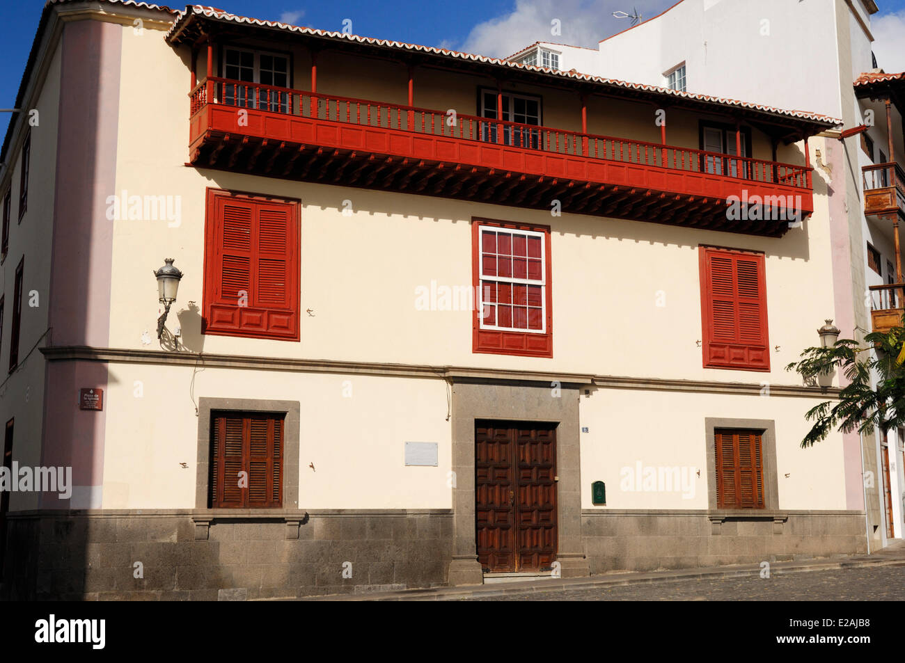 Spanien, Kanarische Inseln, Teneriffa, Santa Cruz De Tenerife, typisches Haus in der Plaza De La Iglesia Stockfoto