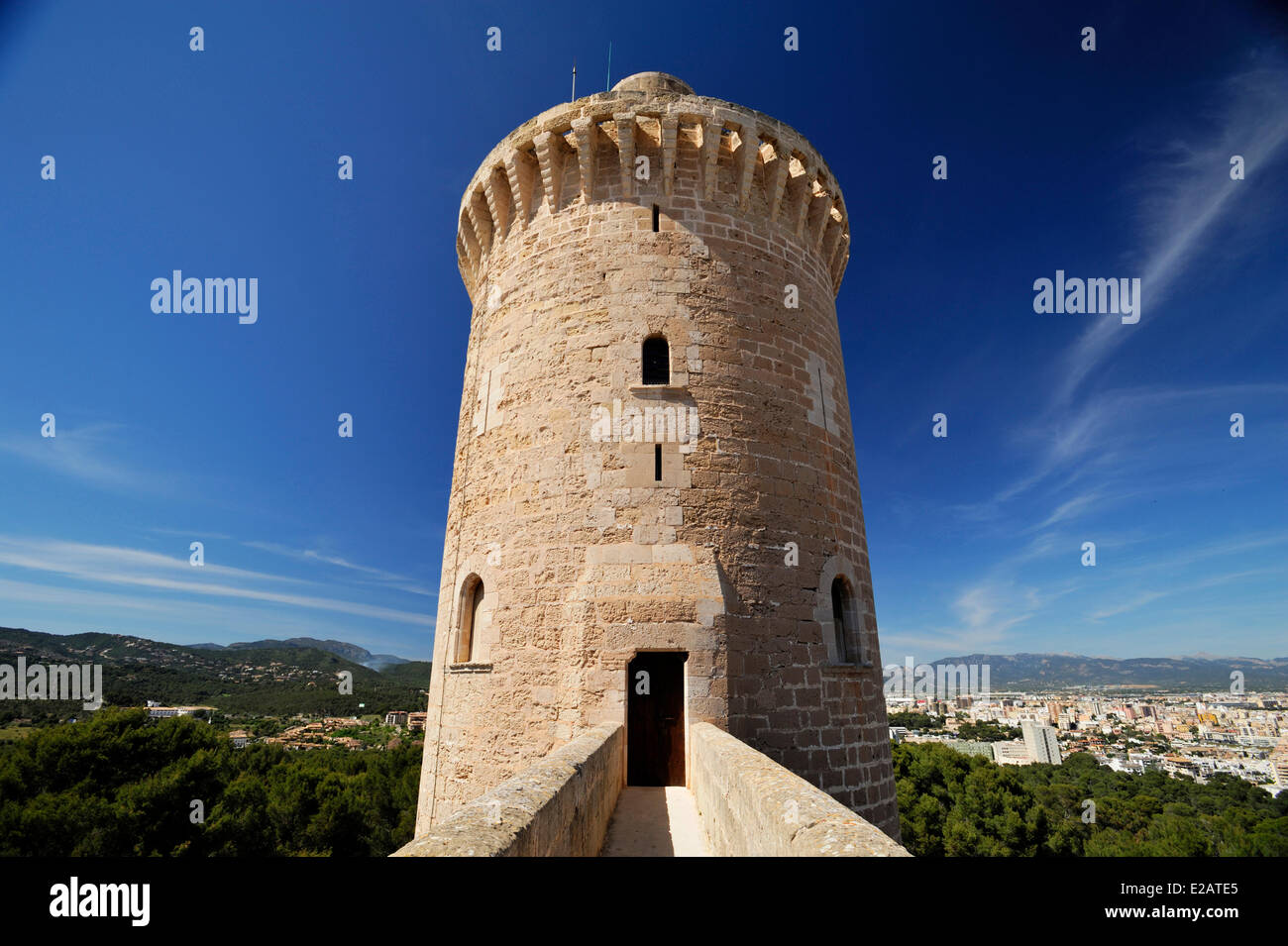 Spanien, Balearen, Mallorca, Palma, Schloss Bellver, engen Eingang in den Dungeon-Tour Stockfoto