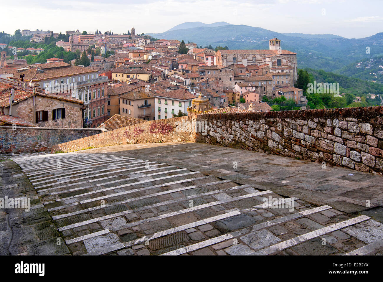 Italien, Umbrien, Perugia, Sole Tür, einer von vielen Schritten die Stadt Stockfoto