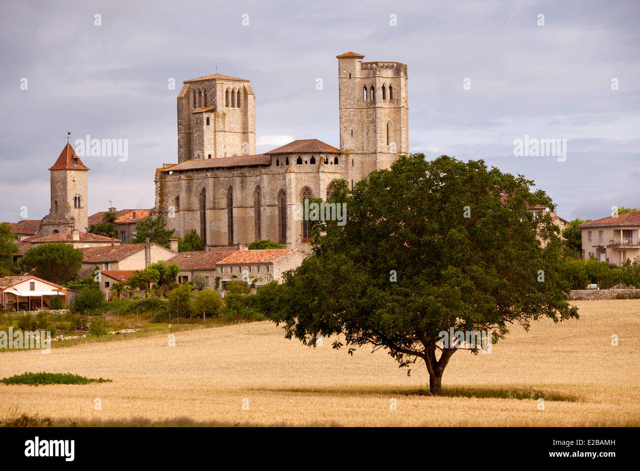 Frankreich, Gers, La Romieu, Stiftskirche von Romieu, stoppen auf El Camino de Santiago, von der UNESCO als Welterbe gelistet Stockfoto