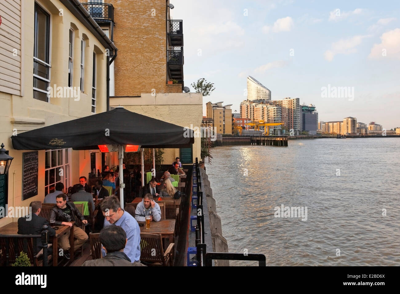Vereinigtes Königreich, London, der Isle of Dogs, Gun-restaurant Stockfoto