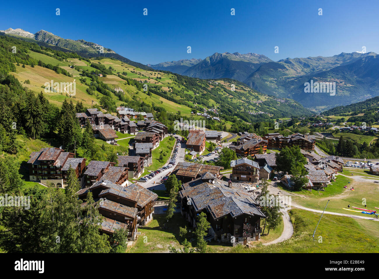 Frankreich, Savoyen, Vanoise-massiv, Valmorel, Blick auf das Tal der Tarentaise und den Mont Blanc (4810m) Stockfoto