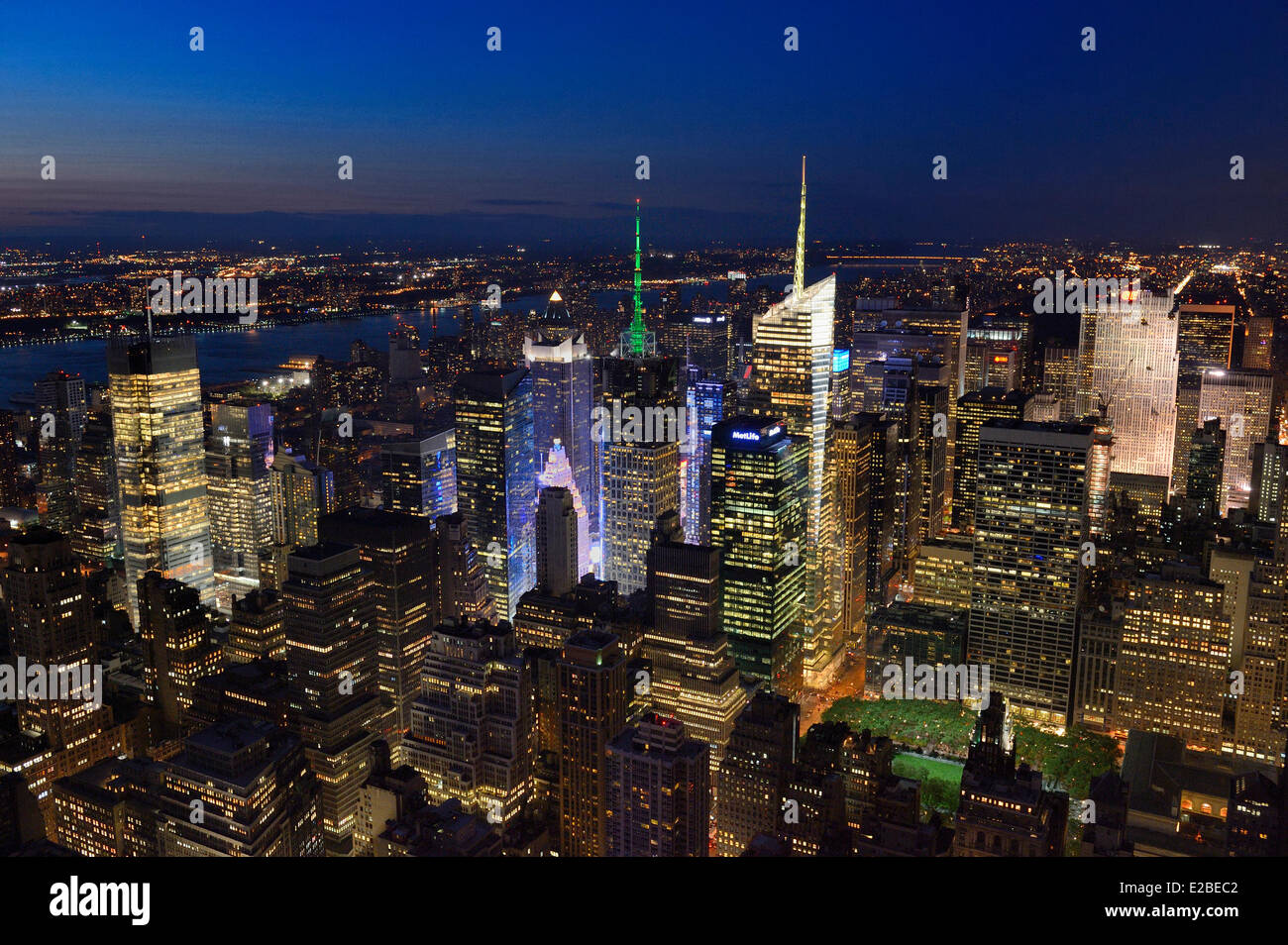 USA, New York City, Manhattan, Bezirk Midtown, Times Square und Bryant Park Stockfoto