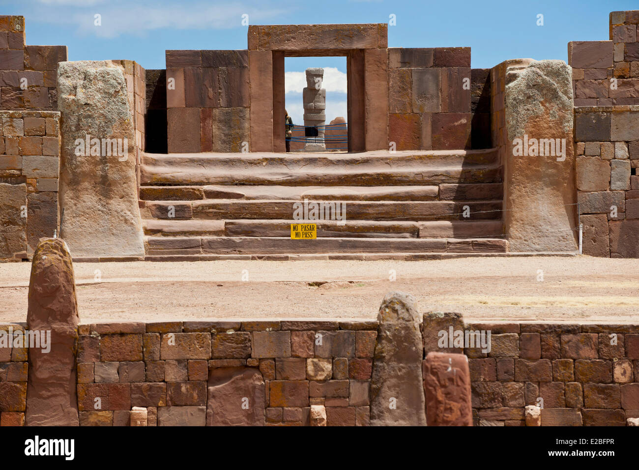 Bolivien, La Paz Department, Tiwanaku präInkaischen archäologische Stätte, UNESCO, Kalassaya Tor, Sternwarte Stockfoto