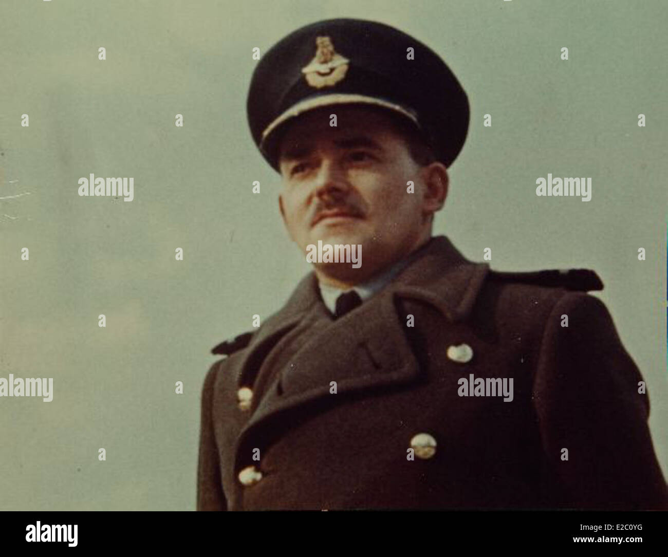 Sir Frank Whittle, ein englischer Ingenieur und Erfinder, wird dafür verantwortlich gemacht, das Triebwerk zu erfinden. Seine bahnbrechenden Arbeiten in Aerodynamik und Antriebssystemen hatten einen großen Einfluss auf die moderne Luftfahrt, einschließlich des militärischen und kommerziellen Fluges. Stockfoto