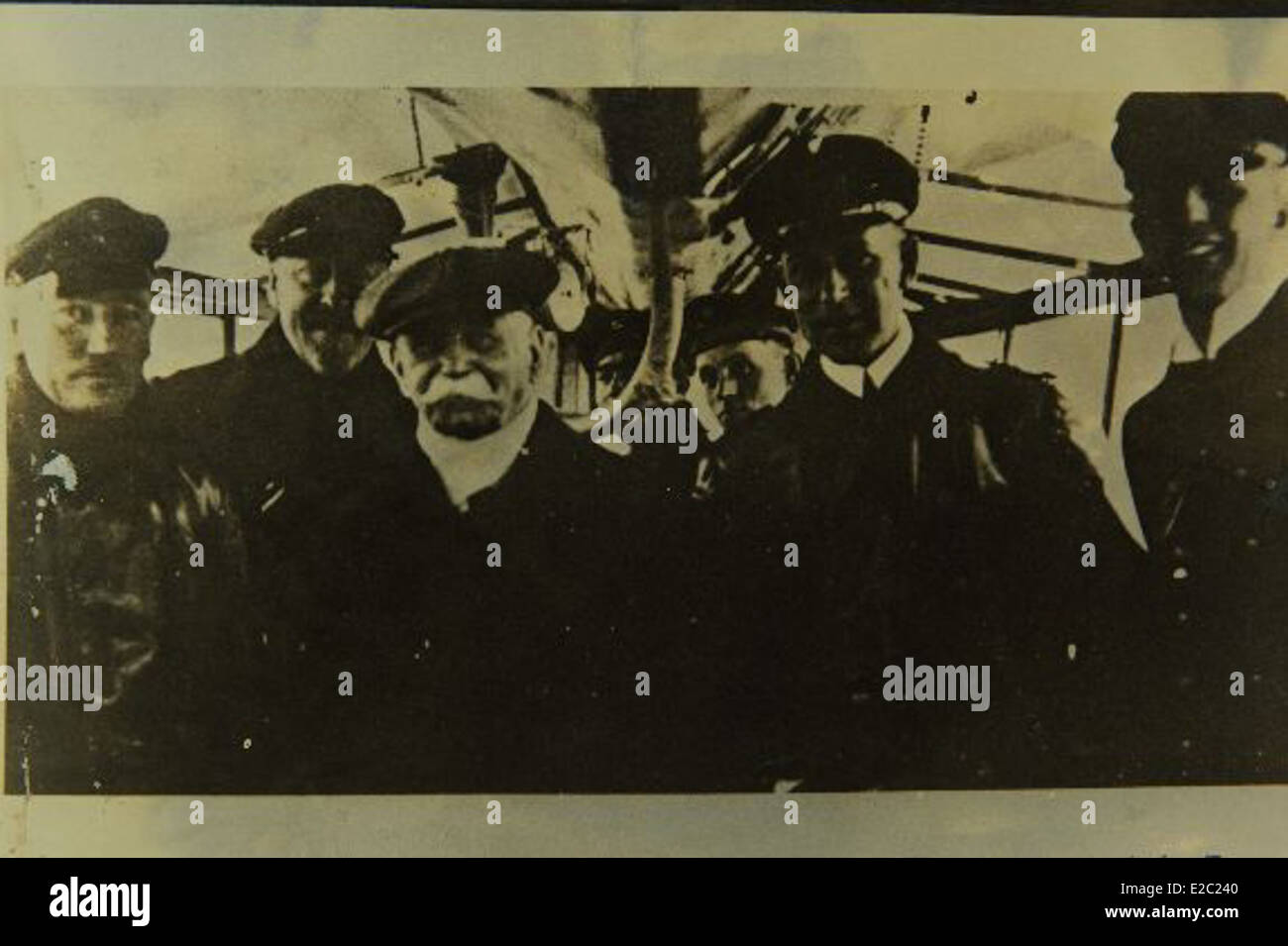 Graf Ferdinand von Zeppelin war ein deutscher Erfinder und Pionier bei der Entwicklung starrer Luftschiffe. Seine Innovationen in der Luftschifftechnik revolutionierten den Luftverkehr und die militärische Aufklärung im frühen 20. Jahrhundert. Stockfoto