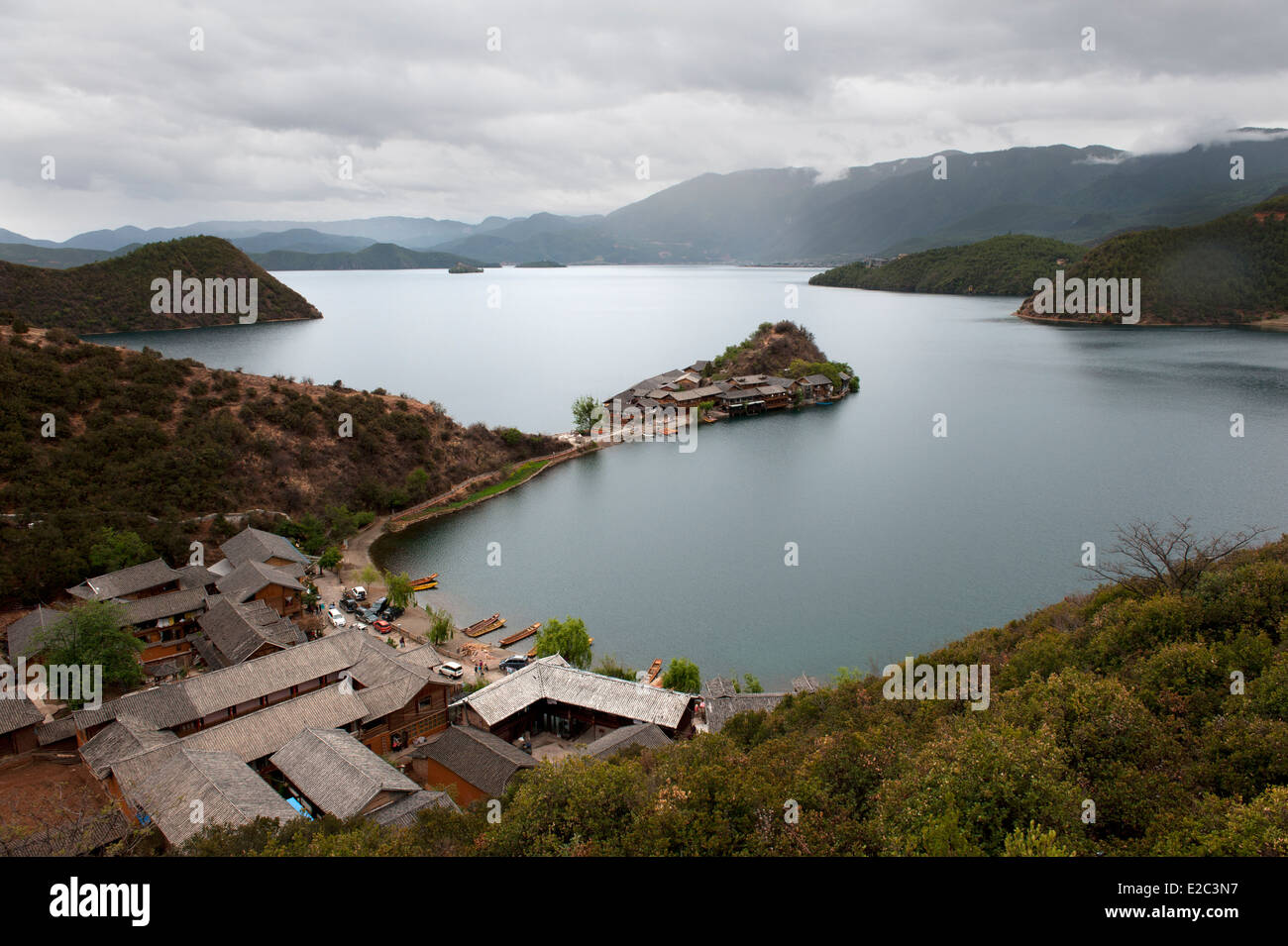 Fotos in Lugu-See, Sichuan, China, einen eher abgelegenen Ort, wo die einzigartige Kultur der Mosuo seit Hunderten von Jahren lebt. Stockfoto