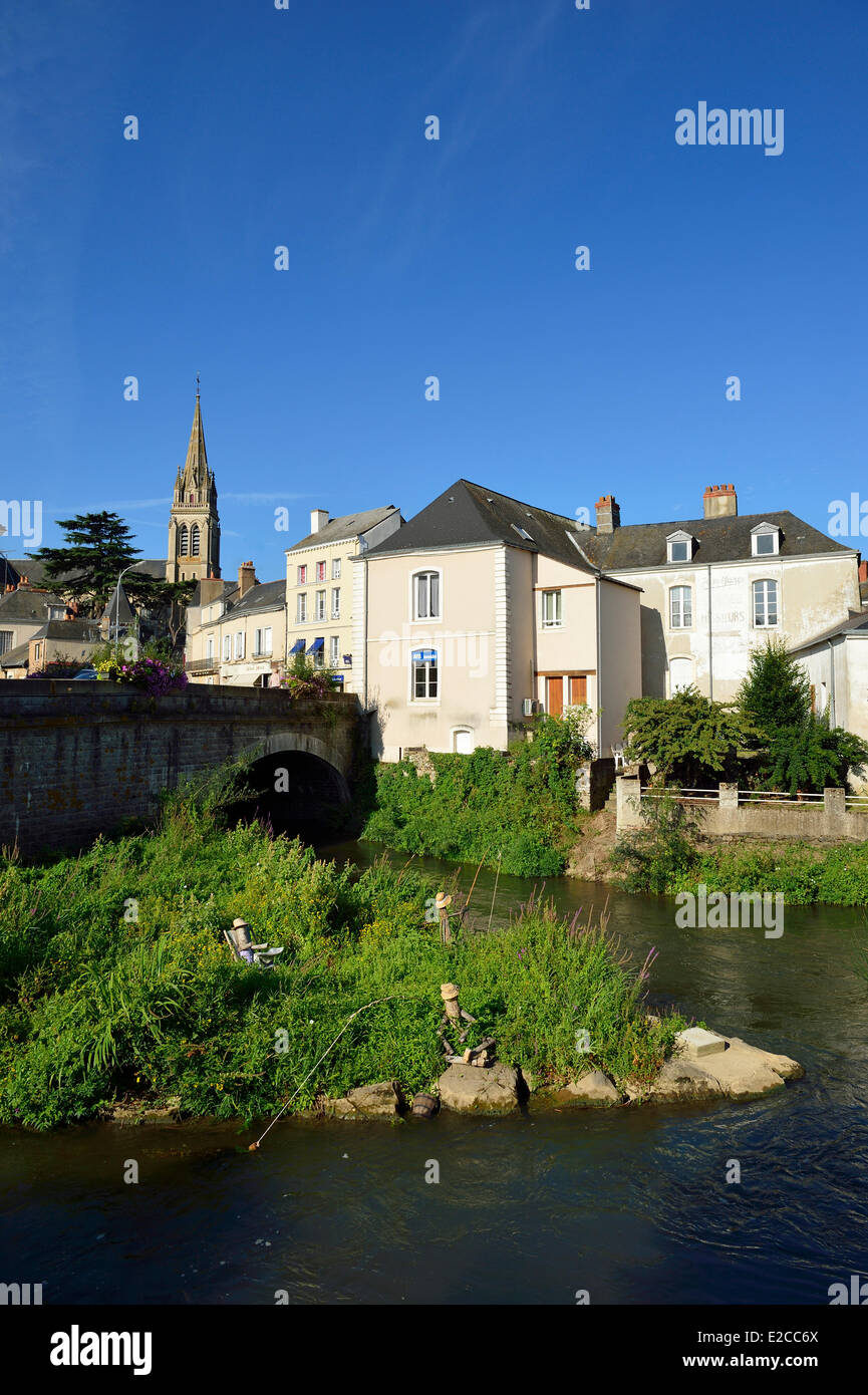 Frankreich, Sarthe, Sable Sur Sarthe, die Neo-gotische Kirche von Notre Dame Stockfoto