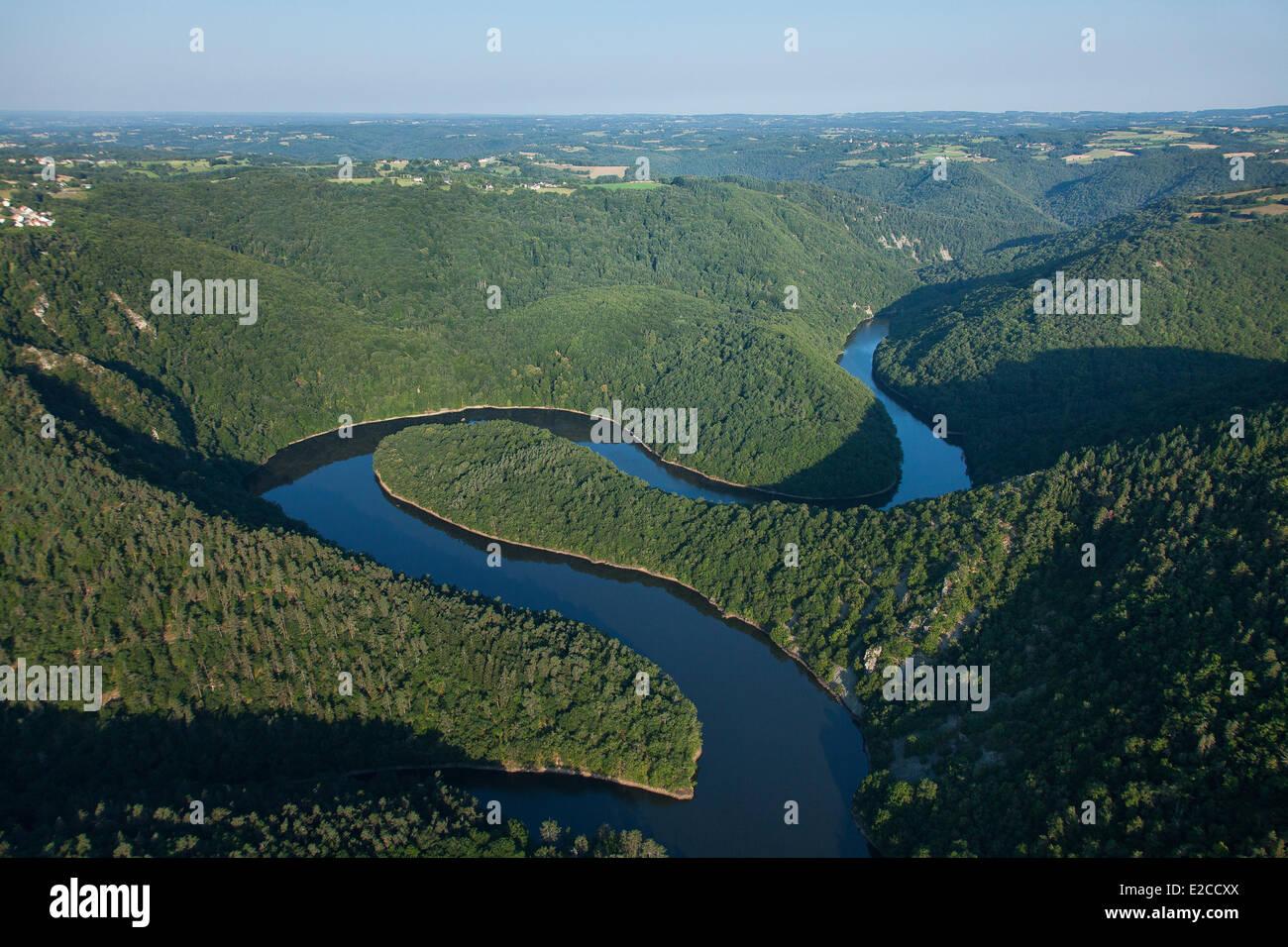 Frankreich, Puy de Dome, Queuille, Queuille Mäander Sioule Flusses (Luftbild) Stockfoto