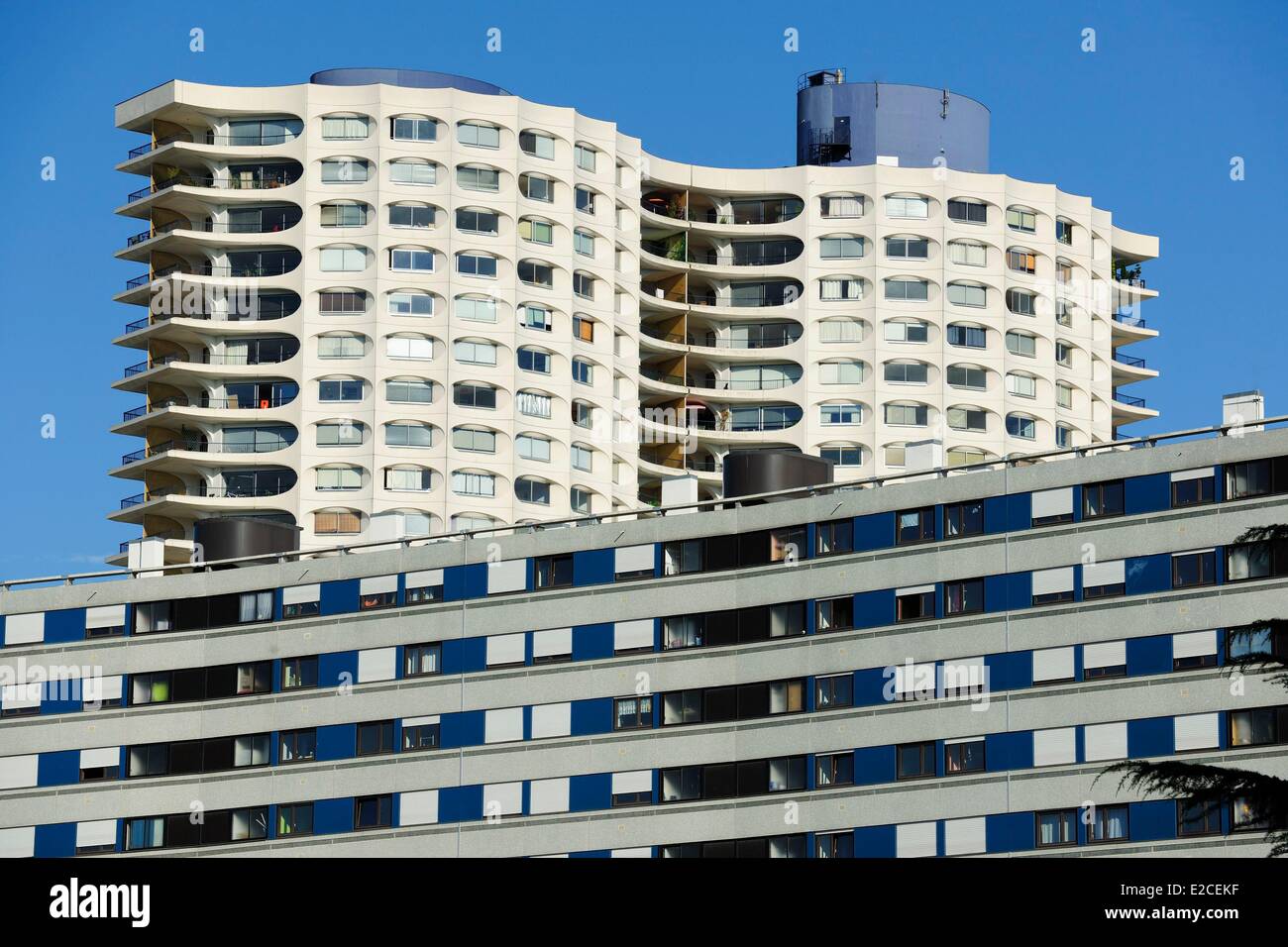 Frankreich, Ille et Vilaine, Rennes, das erste Hochhaus in Rennes gebaut 1970 vom Architekten George Maillols, Doppelturm Les Horizons ist 99 Meter lang und verfügt über 480 Wohnungen Stockfoto