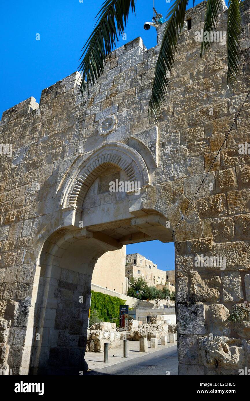Israel, Jerusalem, heilige Stadt, die Altstadt Weltkulturerbe der UNESCO, dem Dung Tor zur Klagemauer Stockfoto