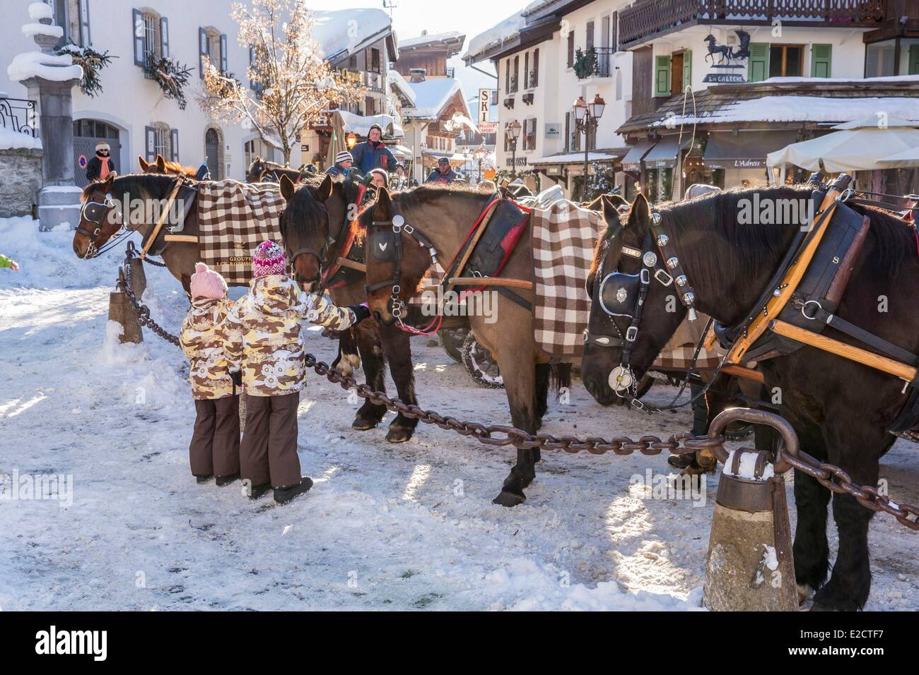 Frankreich Haute Savoie Megeve taxi die Pferde Schlitten Stockfoto