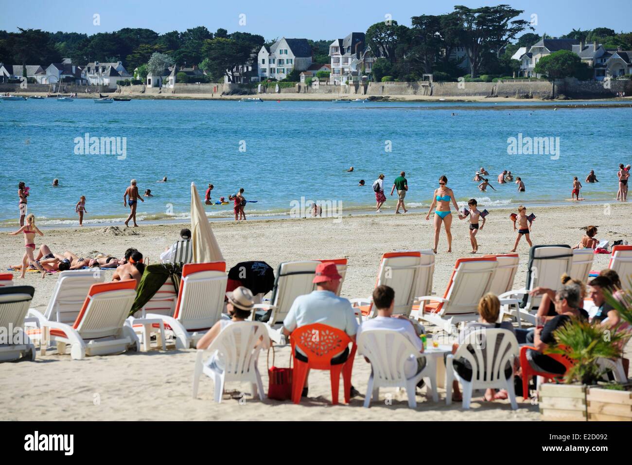 Frankreich Loire Atlantique La Baule Strand und Le Pouliguen im Hintergrund Stockfoto
