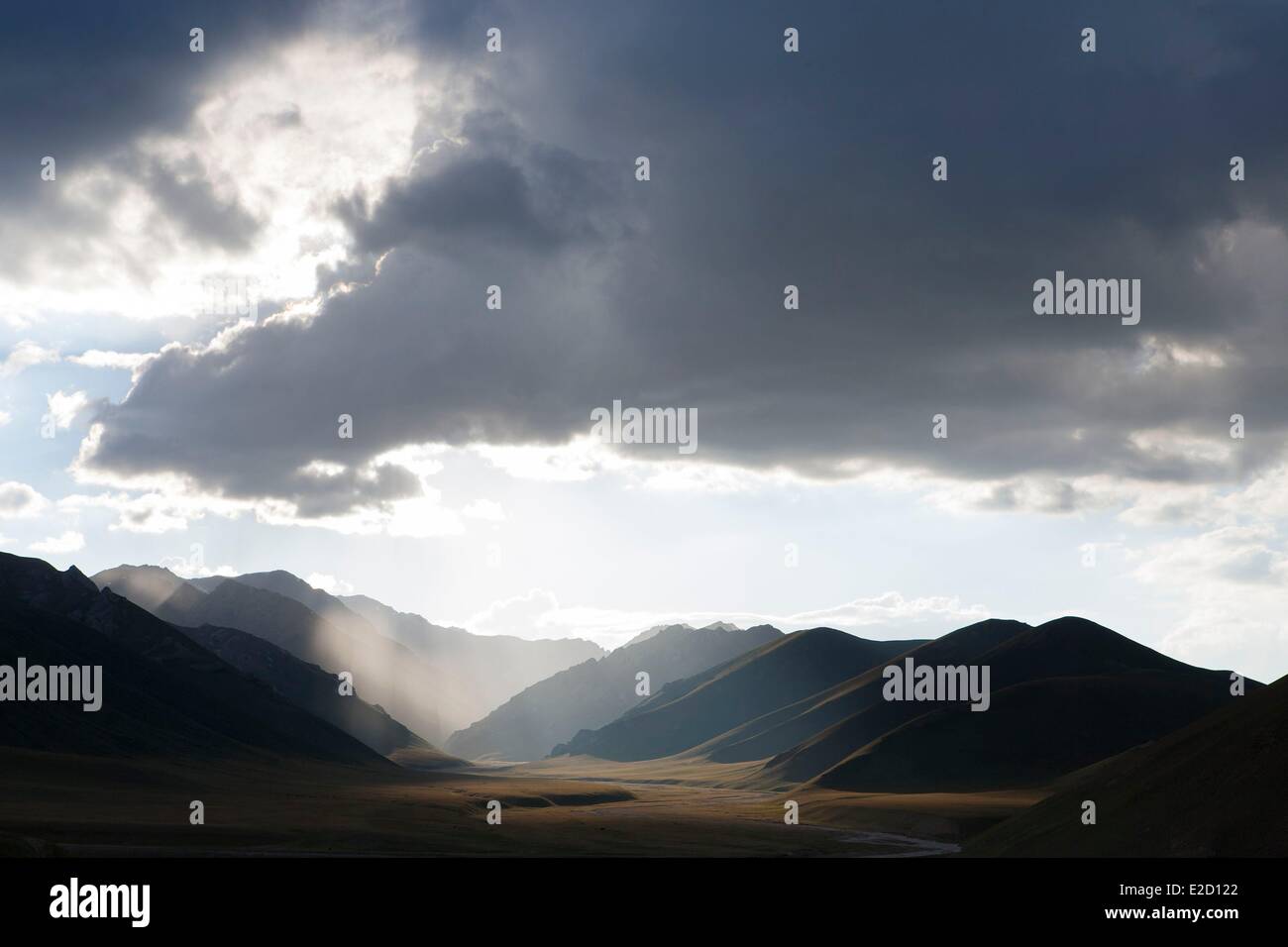 Kirgisistan Naryn Provinz Arpa Tal Tian Shan reichen die Ausläufer des Bereichs Tian Shan Stockfoto