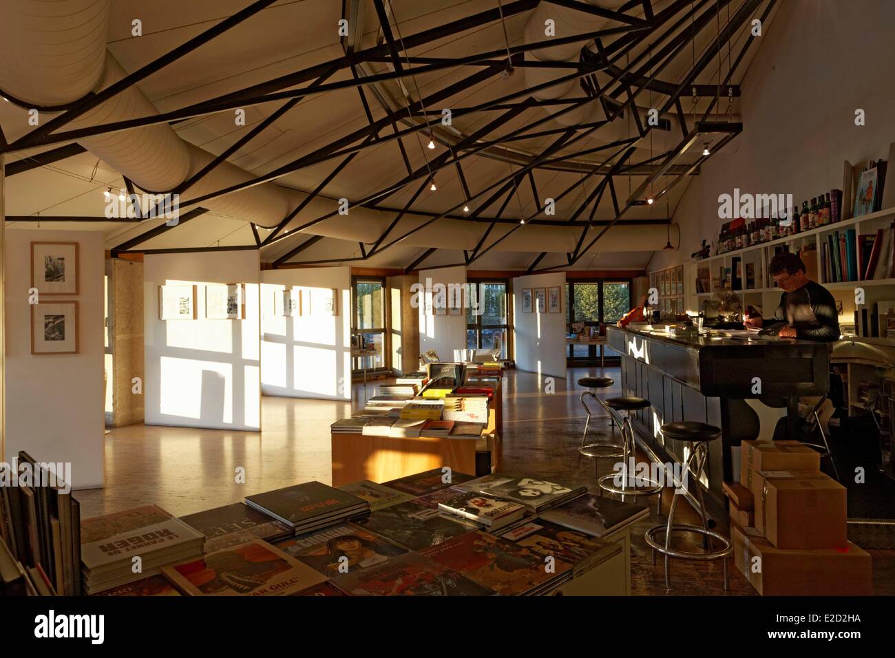 Schweiz Genf der Insel in der Brasserie des Halles Gebäude der Insel das Comic-Buch speichern Gras Papier Stockfoto