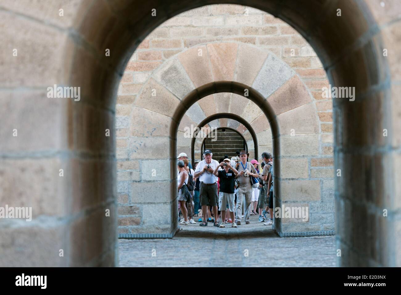 Frankreich Finistere Morlaix im ersten Stock der Viadukt-Gruppe von Touristen Stockfoto