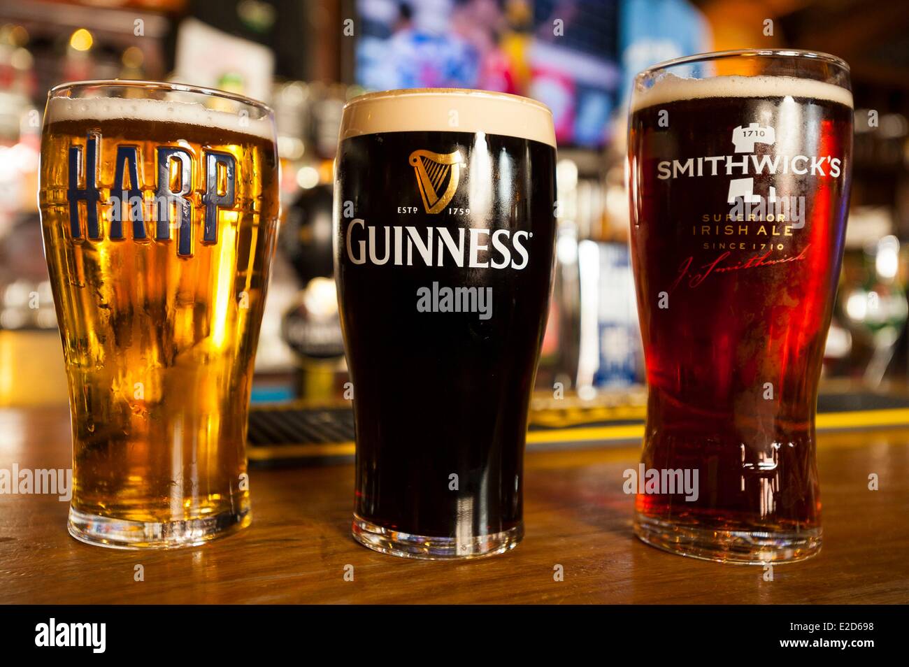 Vereinigtes Königreich Northern Ireland County Down Newcastle Irisches Bier in einem pub Stockfoto
