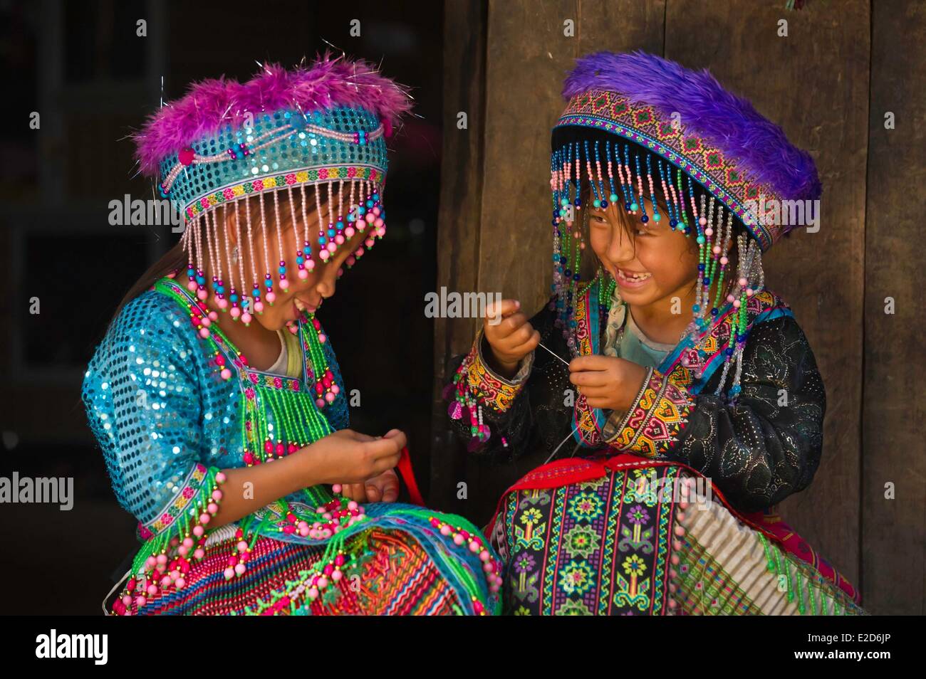 Laos Luang Prabang Porvince Na Wan Dorf Hmong Hmong in traditioneller Tracht Djeu Stockfoto