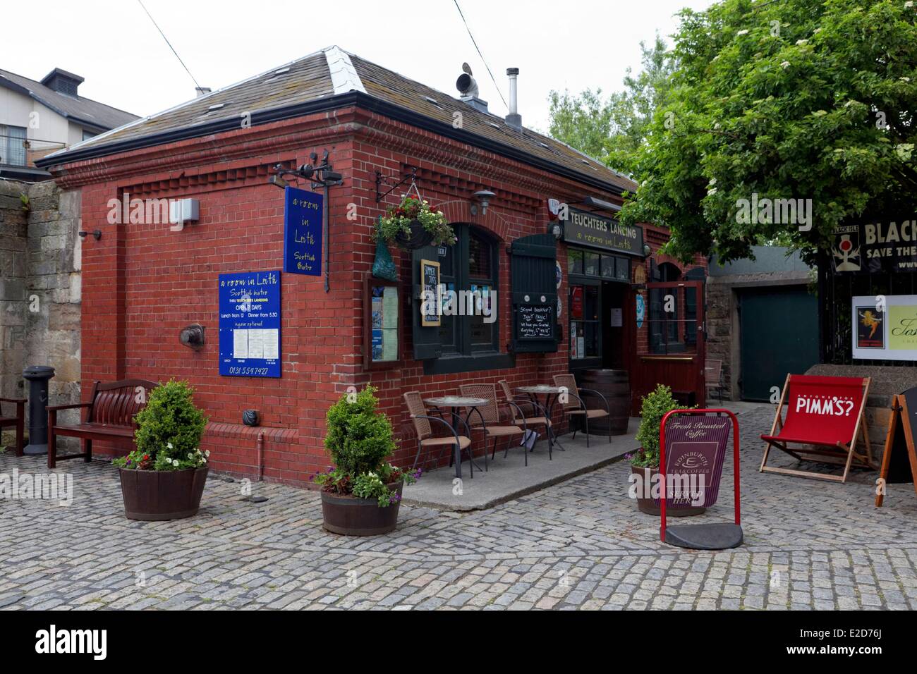 Vereinigtes Königreich Schottland Edinburgh Weltkulturerbe von UNESCO Leith bar Restaurant Teuchters Landung in einem Gebäude der Stockfoto