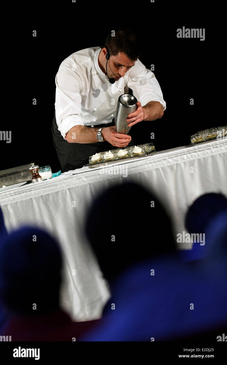 Spanien Christopher Hache ein Michelin-Sternekoch im Restaurant Les Ambassadeurs an das Hotel de Crillon in Paris kulinarisch Stockfoto