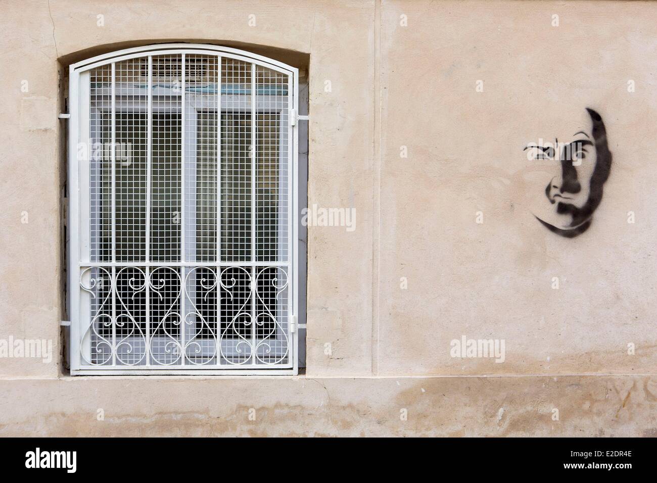 Frankreich Paris Butte Montmartre Straßenkunst auf der Fassade Stockfoto