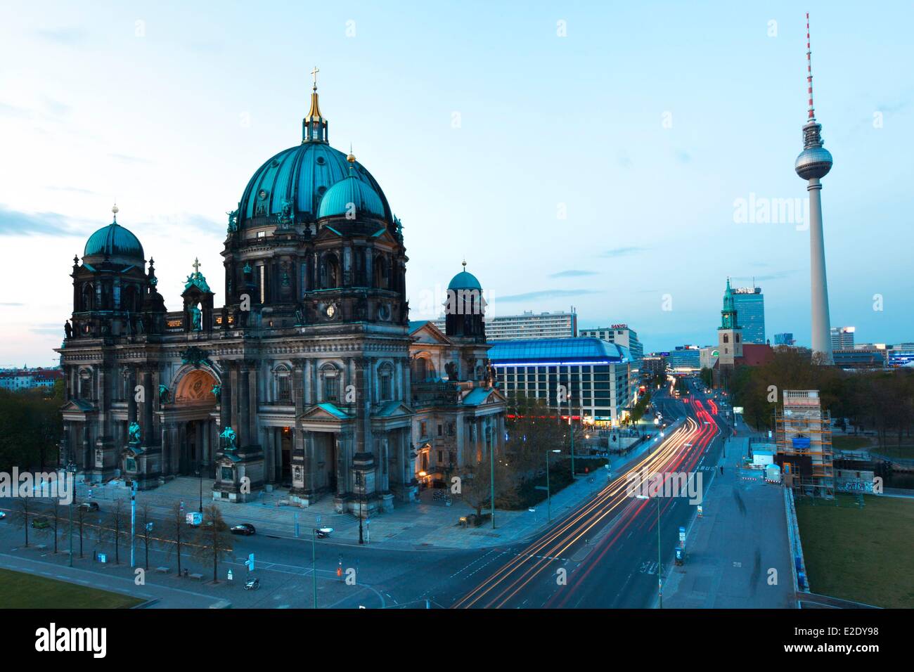 Deutschland Berlin Museumsinsel zum Weltkulturerbe von der UNESCO der Berliner Dom in Berlin Stockfoto