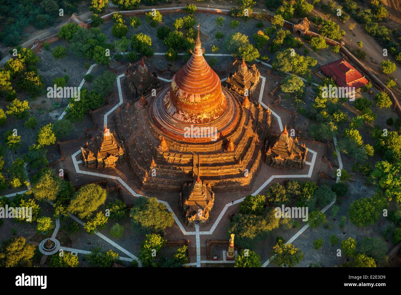 Myanmar (Burma) Mandalay Abteilung Bagan Überblick über die alte historische Hauptstadt in Ballons mit Luftballons über Bagan Blick aus der Stockfoto