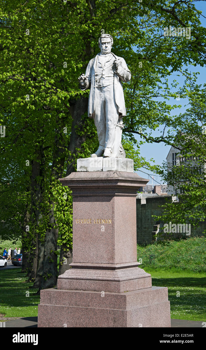 Statue von George Leeman (1809-1882) York North Yorkshire England UK GB Großbritannien Stockfoto