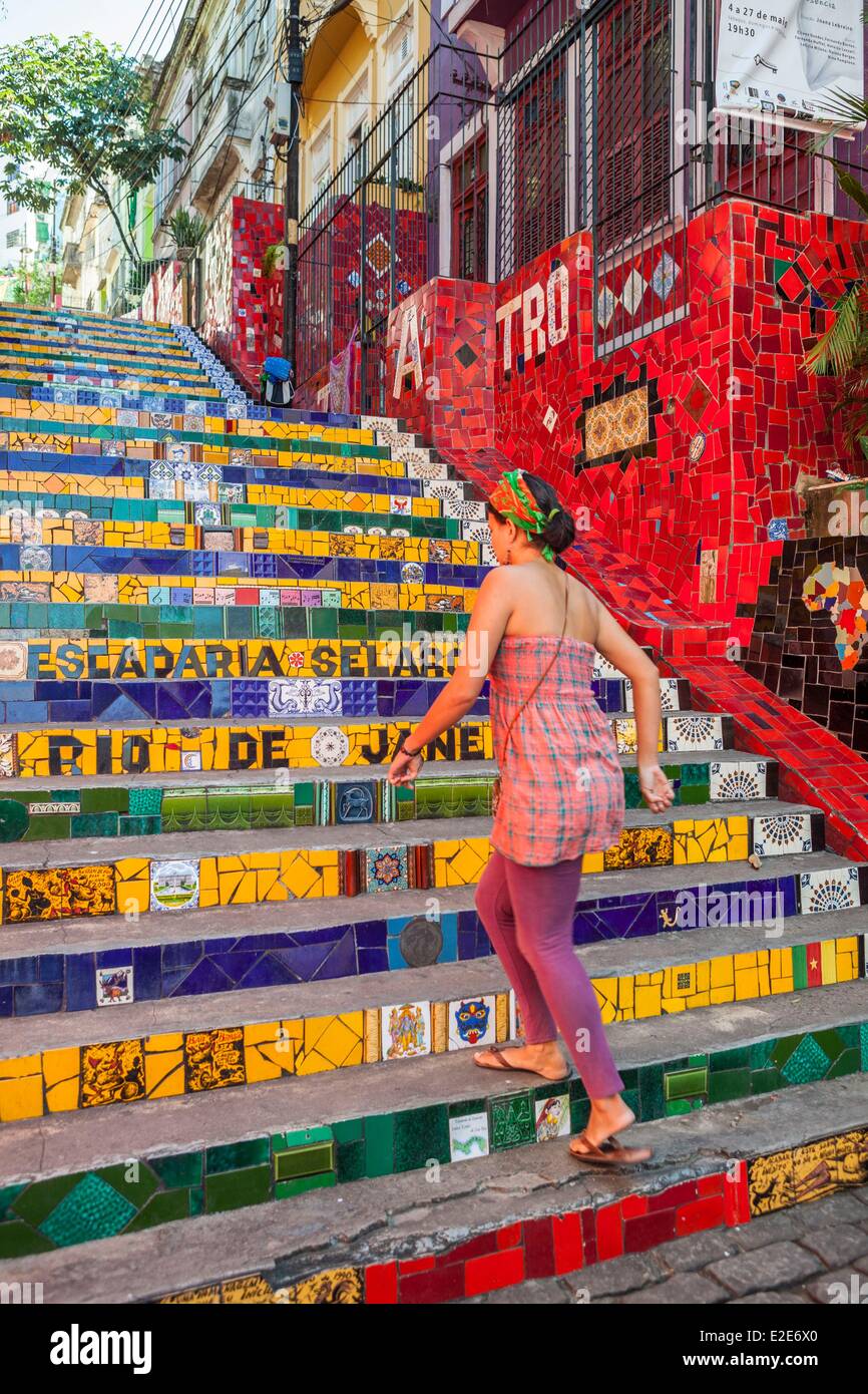 Brasilien Rio de Janeiro Nachbarschaft von Santa Teresa und Lapa die berühmte Treppe Selaron (Escadaria Selaron) des chilenischen geboren Stockfoto