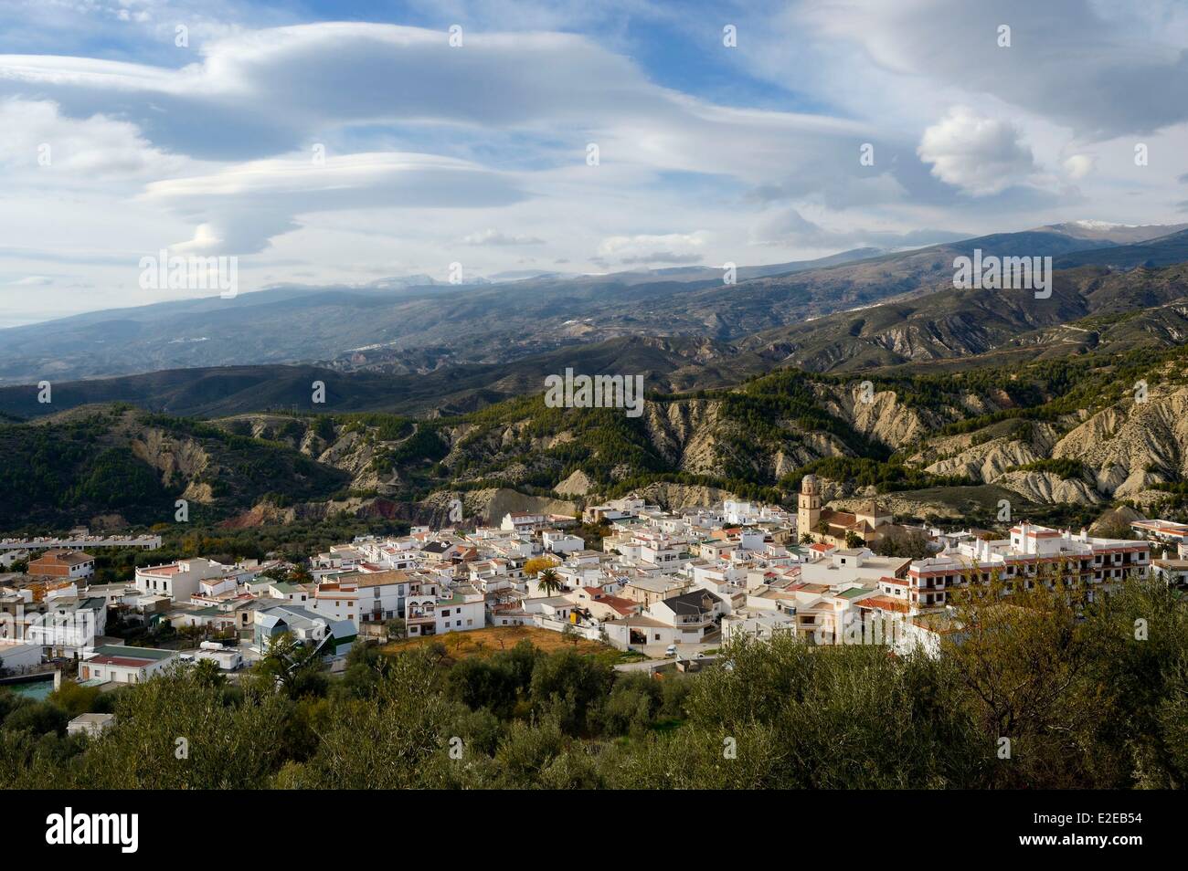 Spanien, Andalusien, Provinz Almeria, Alcolea in der Region der Alpujarras, die Sierra Nevada im Hintergrund Stockfoto